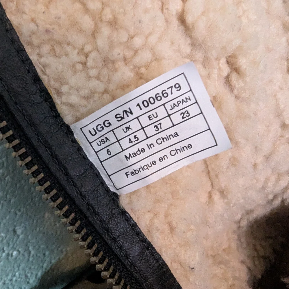 UGG Australia Chancery Shearling Lined Women's Black Leather Boots - Picture 5 of 5